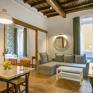  Apartment Trevi Little Palace #4
